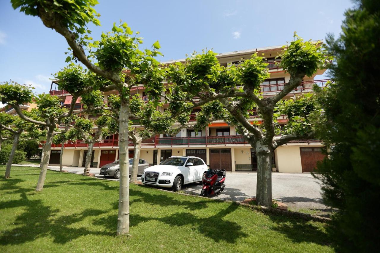 Apartment Vivienda Turistica Lore Artian. *