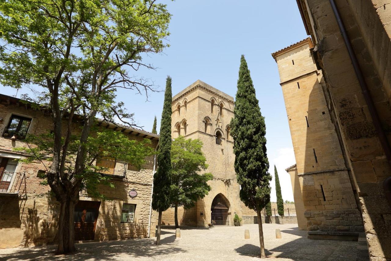 Vivienda Turistica Lore Artian.
