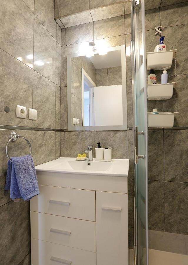 Apartment Vivienda Turistica Lore Artian.